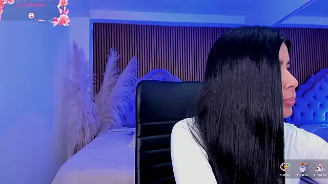 SelenaStonne's Live XXX Chat