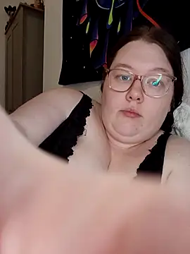 Sexycurvyemilyy live XXX chat