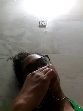 XXX chat uživo modela BiiancaEstradaa