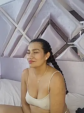 XXX chat uživo modela MiaKleinX