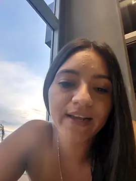 XXX chat uživo modela DulceCaroX