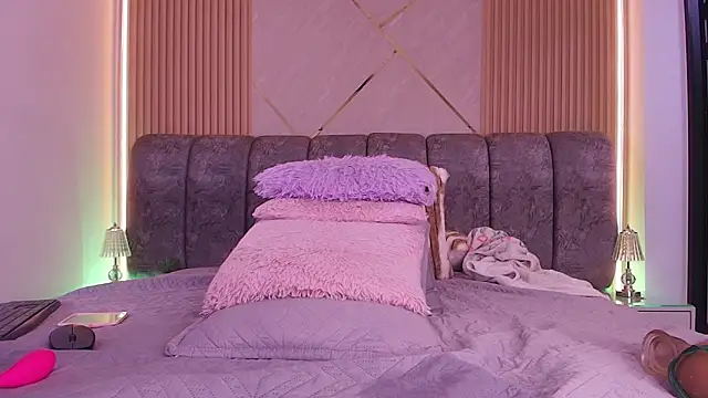 naia_blessed live XXX chat