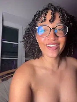 XXX chat uživo modela Lauyako_974