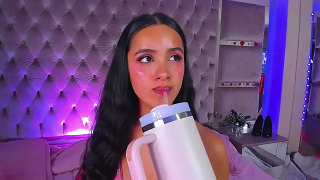 Harii_02 Adlı Modelin Canlı XXX Sohbeti