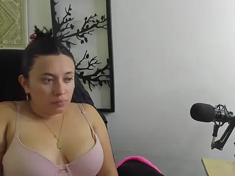 Chat XXX en directo de Valery_bonnet