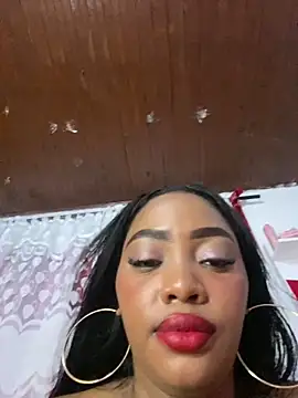 Chat XXX en directo de MonicaSex_