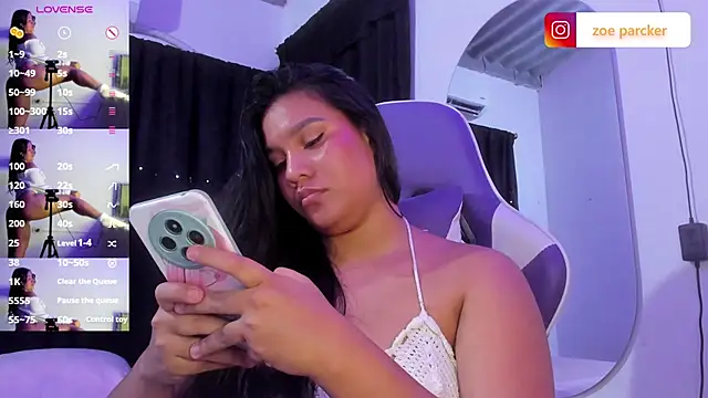 ZoeParcker: онлайн-секс-чат