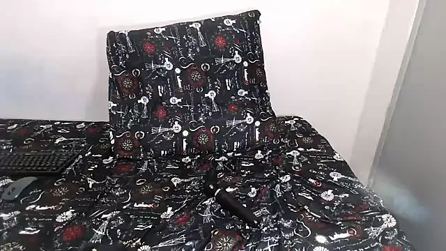 Dickcraverb30 Live XXX-Chat