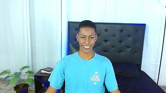 maiki18_ Live XXX-chat