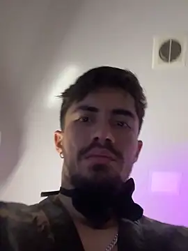 Brad_Summer Live XXX-chat