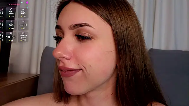 thelittlecowgirl live XXX chat