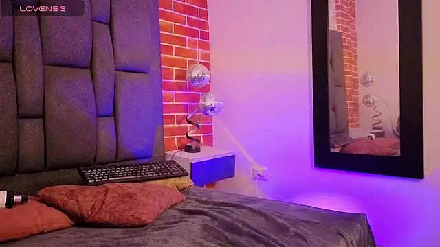 kiitydoll: απευθείας συνομιλία ΧΧΧ