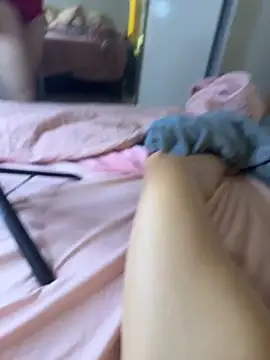 loirahot_'s Webcam Show