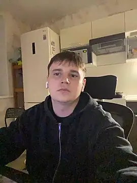 AlphaStream: διαδικτυακό σόου στην κάμερα