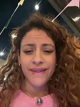 alana15: онлайн-секс-чат