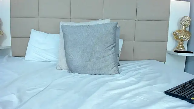 Hecatee_77 Live XXX-chat