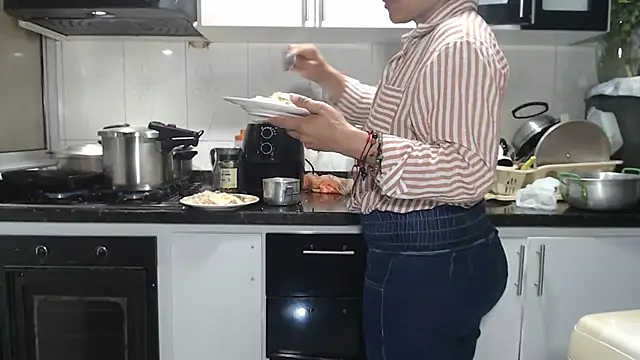 kateleyagrey লাইভ XXX চ্যাট