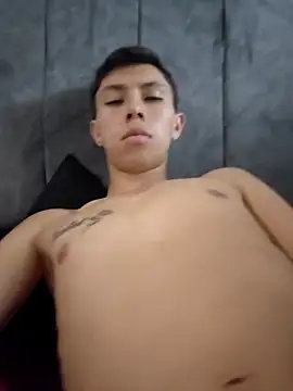 FLACOXLATINOX – Naživo XXX chat