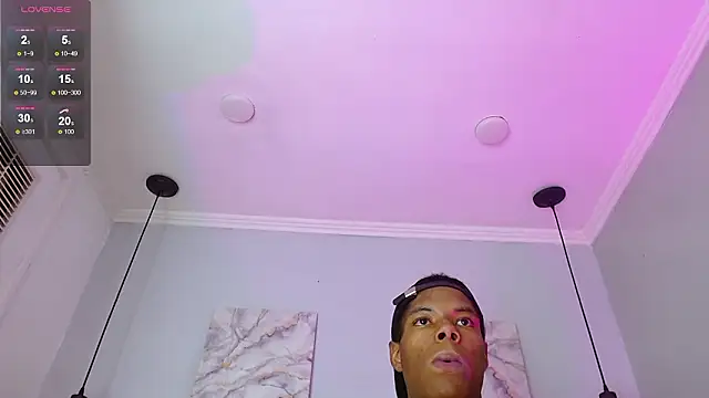 Santiago_Ortiz_ – Naživo XXX chat