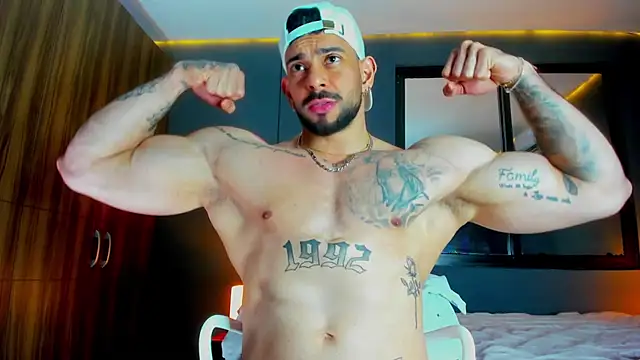 massimo_visconti – Naživo XXX chat