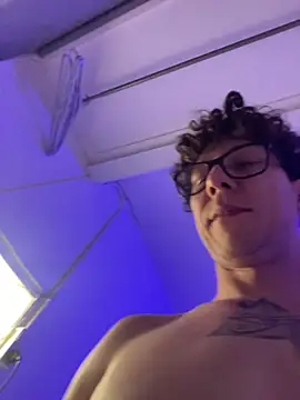 TitanNoir – Naživo XXX chat