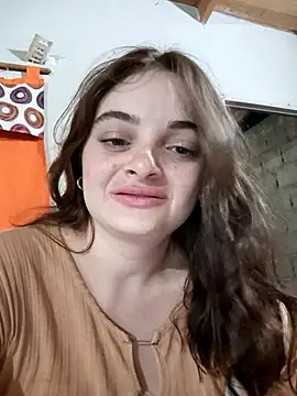 EmmacutのライブXXXチャット