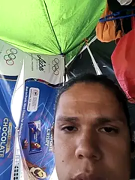 Онлайн чат XXX FynestBee