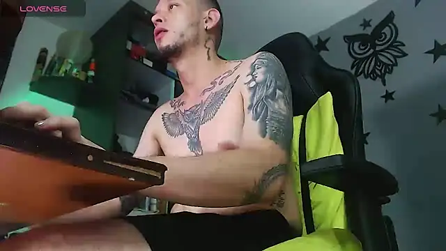 Chat +18 de justincs ao vivo