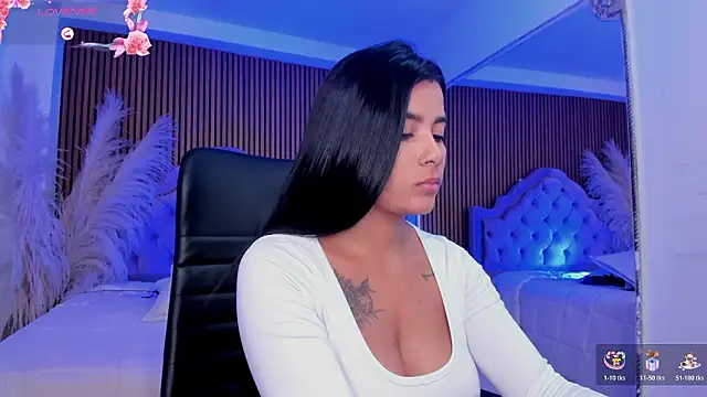 SelenaStonne 现场XXX聊天