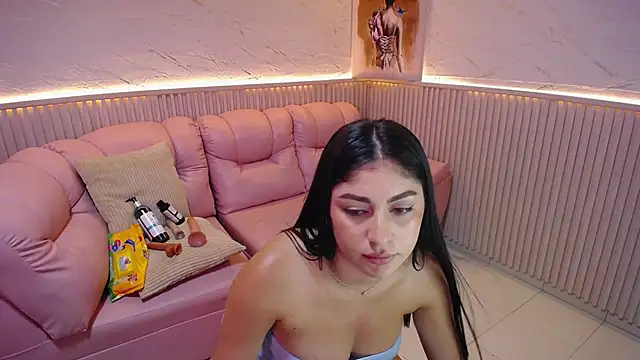 Chat +18 de Alaya_cute ao vivo