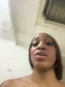 Czat XXX na żywo – LiaTrainor