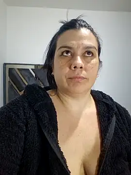 martina_foxy_'s Live XXX Chat