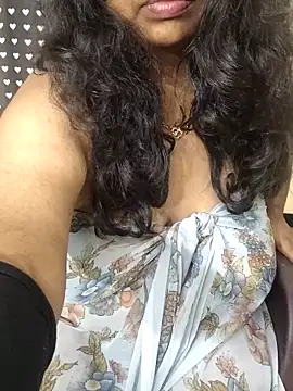 Yoursriya25 live XXX chat