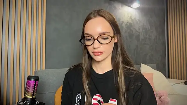 litlle_angelll's Live XXX Chat