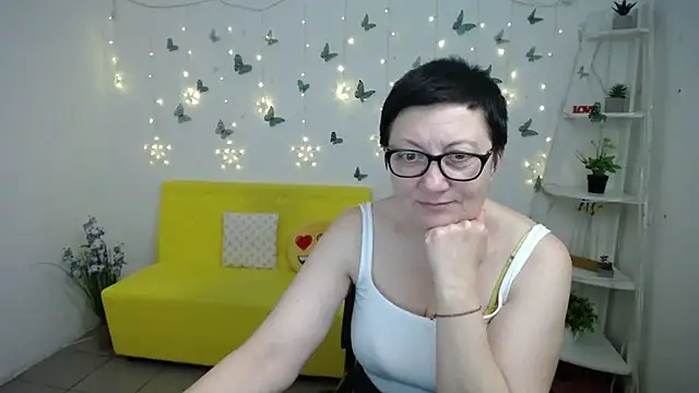 Онлайн чат XXX EmilyL0ve