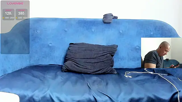 دردشة naughty_bastian2 الجنسية المباشرة