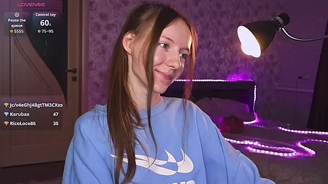 Show modela Why_me_stella na web-kameri