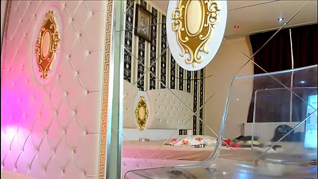 Aidasina 即時 XXX 聊天