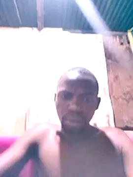 blackberry254: διαδικτυακό σόου στην κάμερα