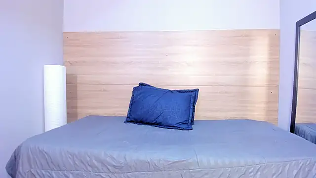 bulma_bambina_ 即時 XXX 聊天