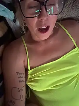 goodgirlbabydoll's Live XXX Chat