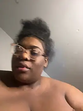 bunbun420247 Show in webcam