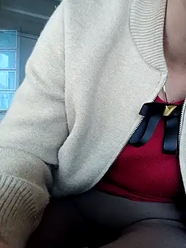 Daisyy-xxx Pertunjukan Webcam