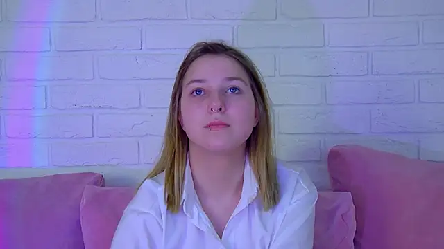 Chatroom XXX en direct de TinnaBurton