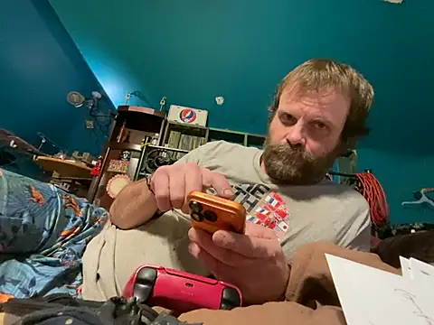 charactrzero Show in webcam