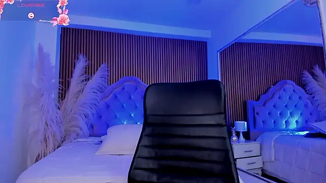 SelenaStonne élő XXX-chatje