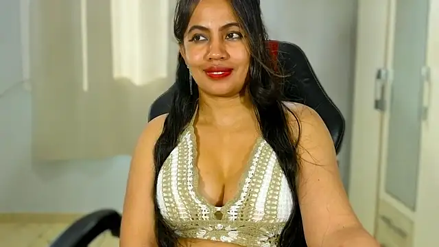 FannyXhot Adlı Modelin Canlı XXX Sohbeti