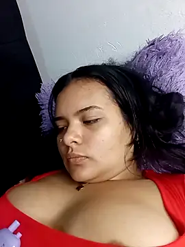 XXX chat uživo modela Emily_Rouse23