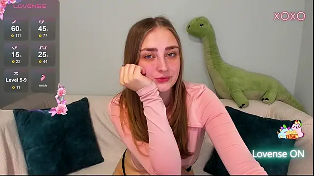 MilliStrii: онлайн-секс-чат