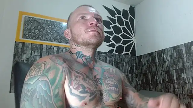 stripnolimits Show in webcam